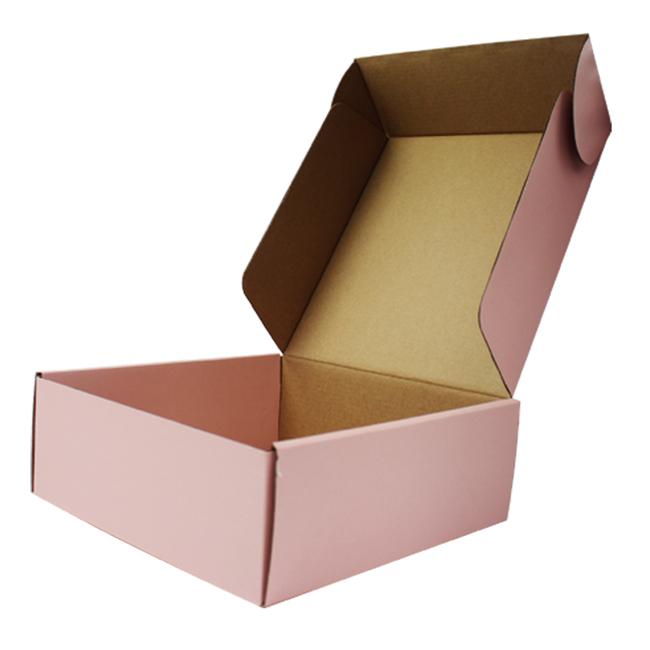 La couleur rose a imprimé des cartons d'expédition logo d'estampillage d'or de 27 x de 22 x de 6.5cm
