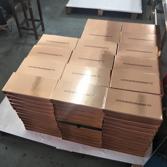 Emballage brillant d'extension de cheveux de papier d'or de boîte formé par livre magnétique de carton