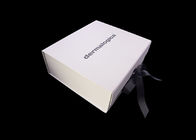 Boîtes se pliantes de ruban de carton noir de fermeture, boîte-cadeau de fantaisie blanc fournisseur