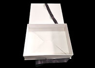 Boîte pliable blanche d'emballage d'habillement de carton avec la fermeture de ruban fournisseur
