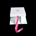 Carton pliant blanc élégant de boîte-cadeau de papier de ruban avec la forme de rectangle fournisseur