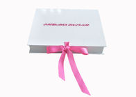 Boîte brillante blanche se pliante d'emballage de semelle intérieure de boîte-cadeau de fermeture de ruban pour des femmes fournisseur