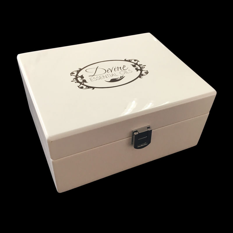 Boîte formée par livre de qualité supérieure, boîte-cadeau magnétique de fermeture avec la serrure pour l'huile essentielle fournisseur