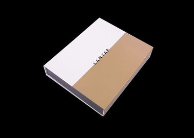 Chine Boîte en carton formée d&#039;emballage de cadeau de livre de pliage avec l&#039;aileron magnétique de fermeture usine