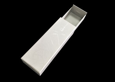 Chine Bande brillante de satin de largeur de la stratification 2cm de Papier d&#039;emballage de boîtes ouvertes de glissière de lunettes de soleil de cadeau usine
