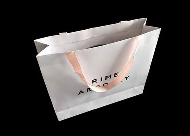 Chine La coutume pliable a imprimé les sacs, sacs à provisions de boutique avec le luxe de poignée de ruban usine